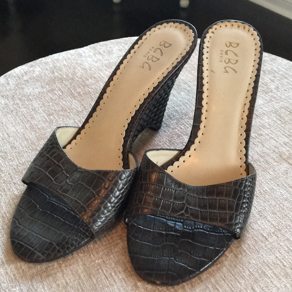 Women’s shoes